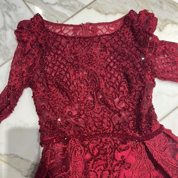 Formal gown - Picture 8 of 8